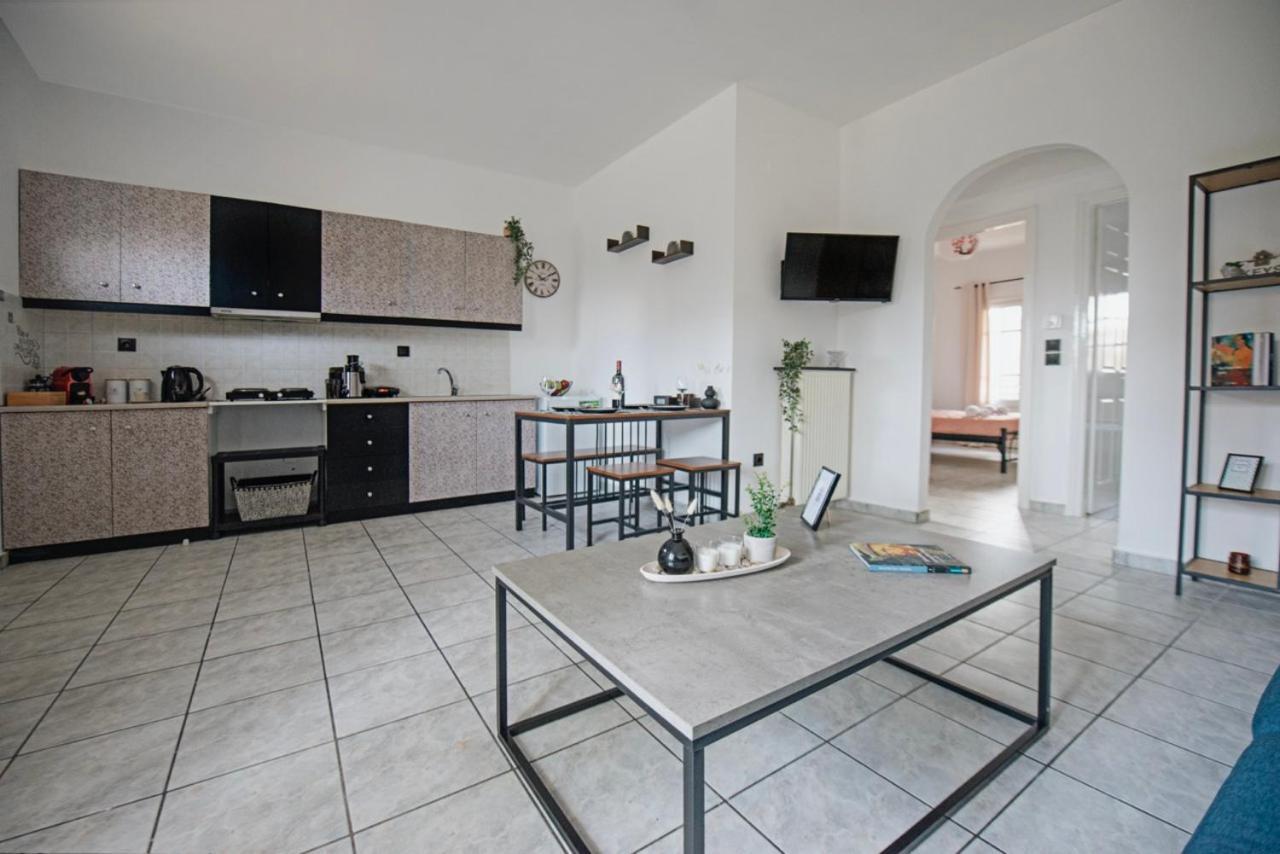 Ionian Luxury Apartments 페라마 외부 사진